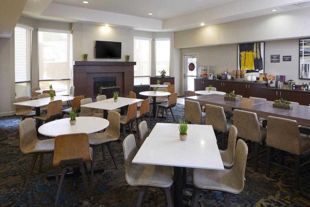 Residence Inn Atlanta Airport North/Virginia Avenue Hapeville Exterior photo