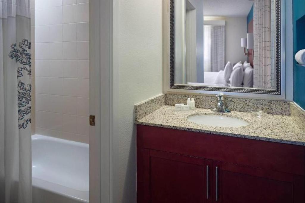 Residence Inn Atlanta Airport North/Virginia Avenue Hapeville Exterior photo
